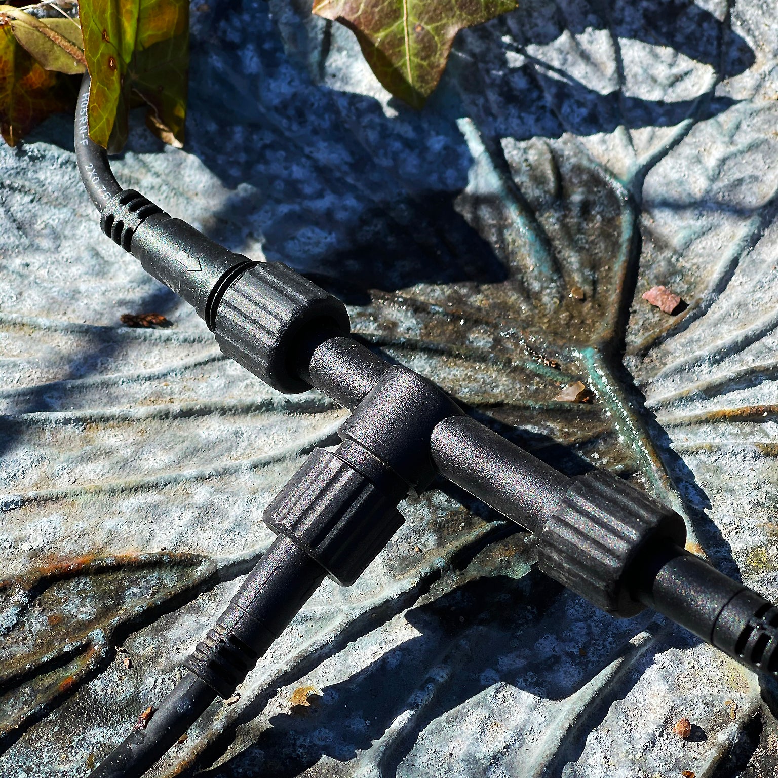 T-CONNECTOR