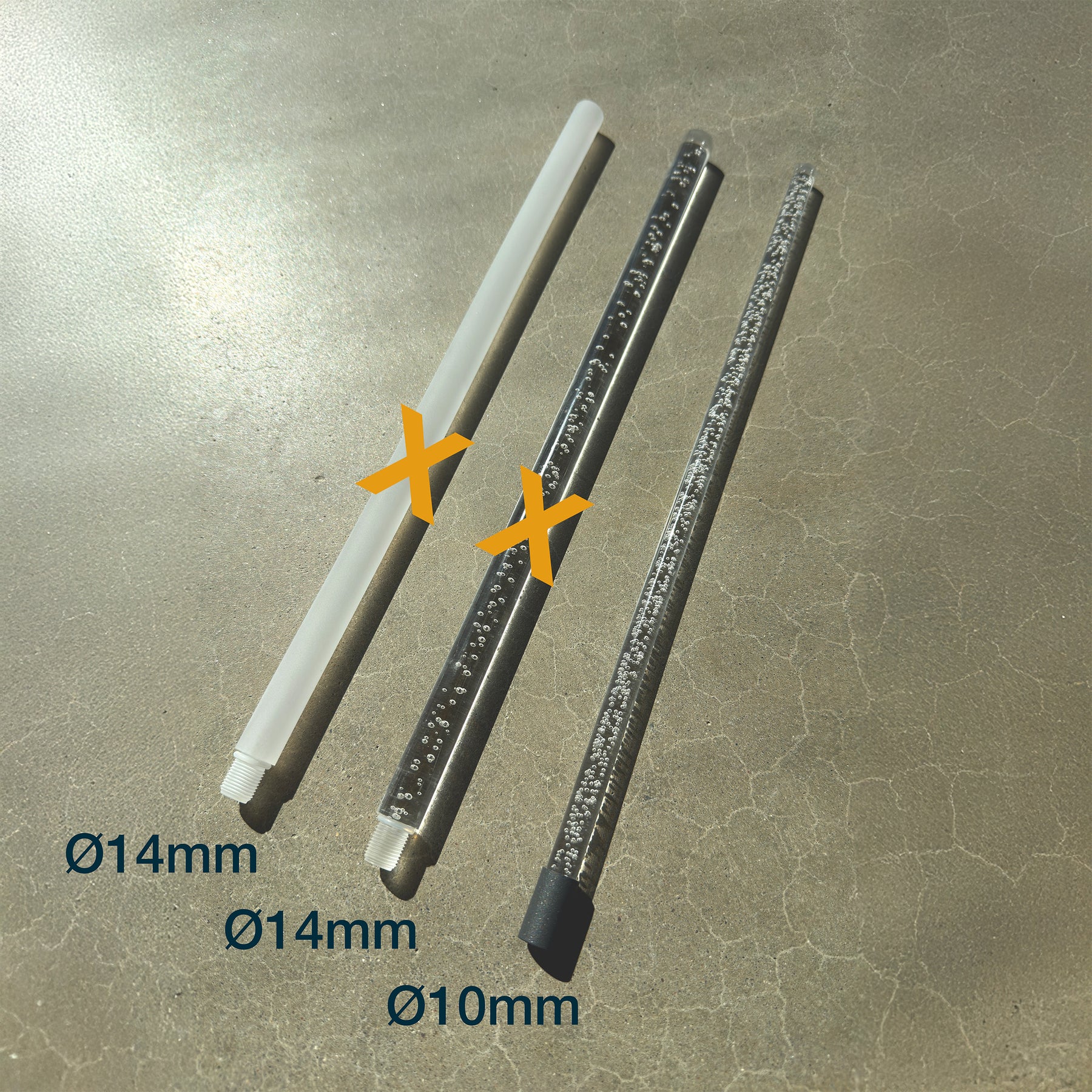 ACRYLIC GLASS TOP Straw